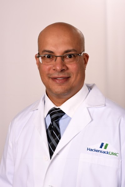 Adam Shoman, M.D., FACOG, MBA. ( Hackensack Center for Minimally Invasive Gynecologic Surgery)